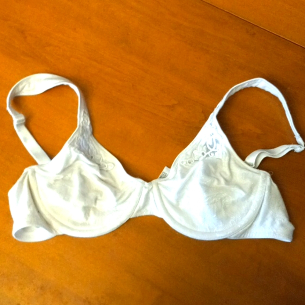 Playtex underside 38b bra